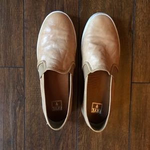 Frye Dylan Slip-On